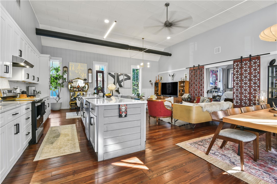 190 Hopkins Hollow Road Coventry, RI 02827 - Photo 8 of 34