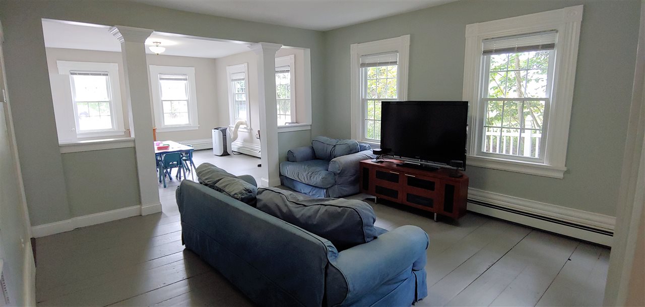 84 Main Street Raymond, NH 03077 - Photo 5 of 29 Gallery Image 5