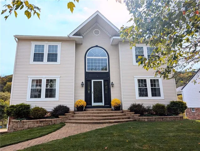 $485,000 | 120 Windsor Court, Cranberry Township, PA 16066