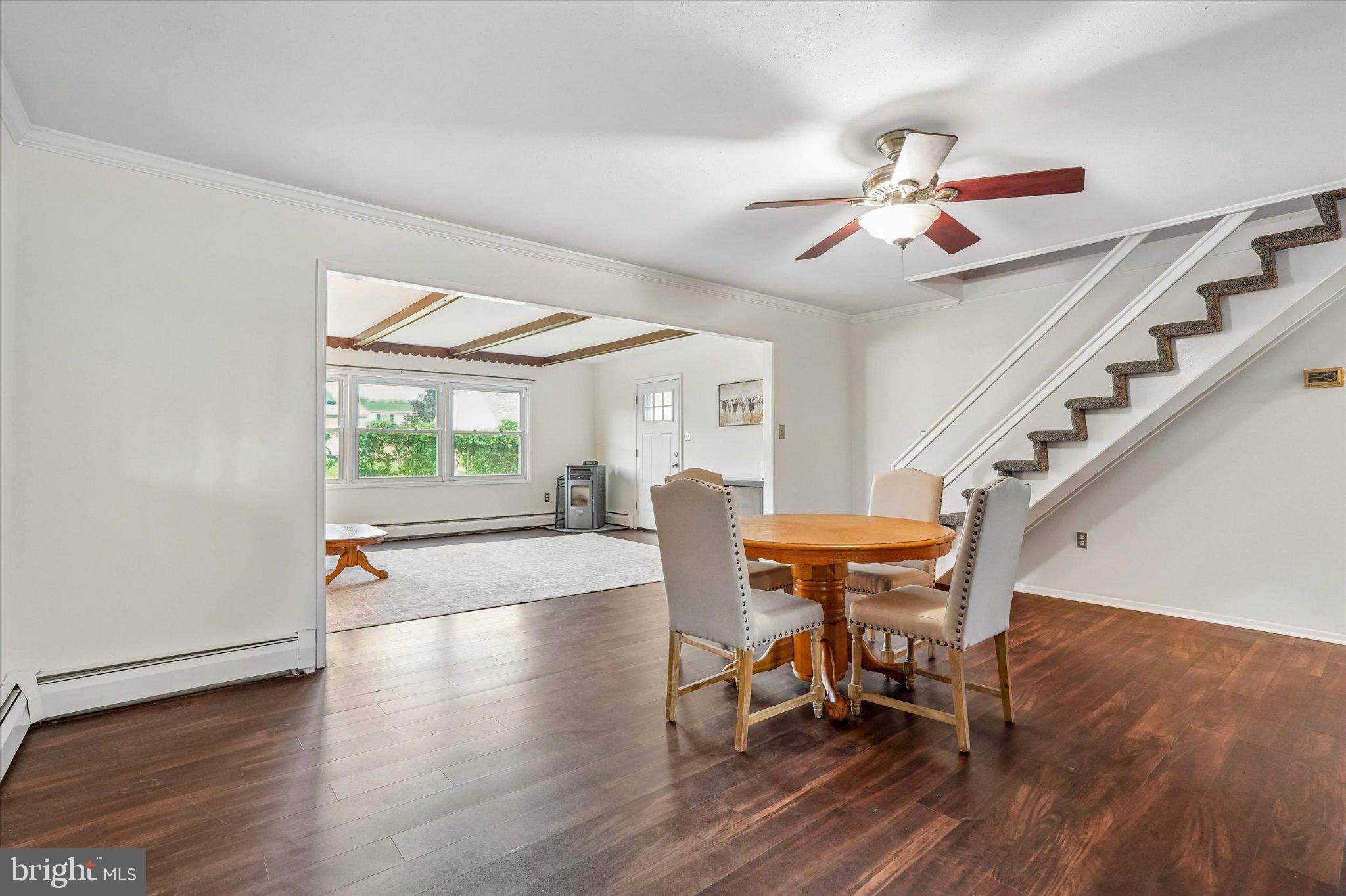 87 Wildflower Road Levittown, PA 19057 - Photo 6 of 24 Gallery Image 6
