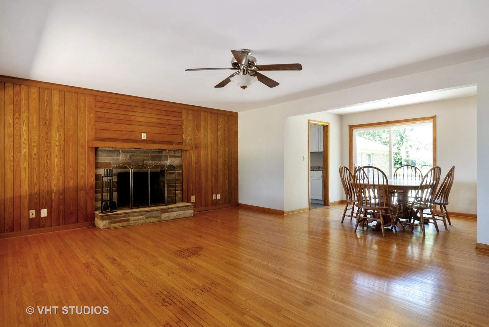 1250 North Randall Road Aurora, IL 60506 - Photo 5 of 18