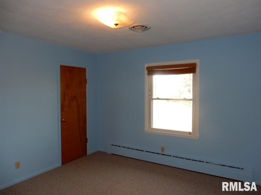18404 West Farmington Road Trivoli, IL 61569 - Photo 17 of 34