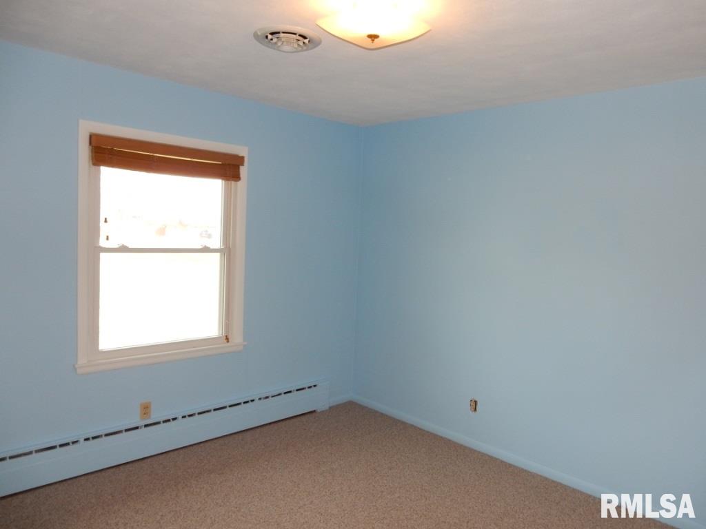 18404 West Farmington Road Trivoli, IL 61569 - Photo 19 of 34