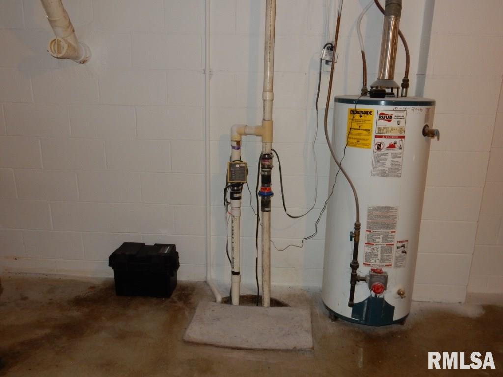 18404 West Farmington Road Trivoli, IL 61569 - Photo 23 of 34