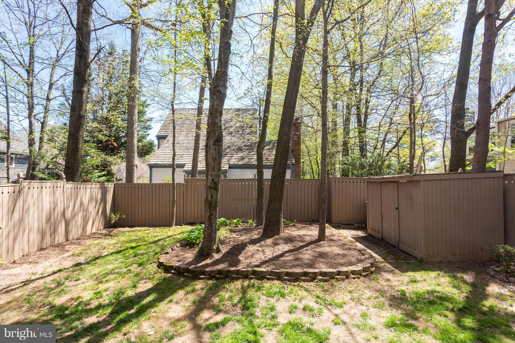 2074 Cobblestone Lane Reston, VA 20191 - Photo 28 of 30 Fully Fenced