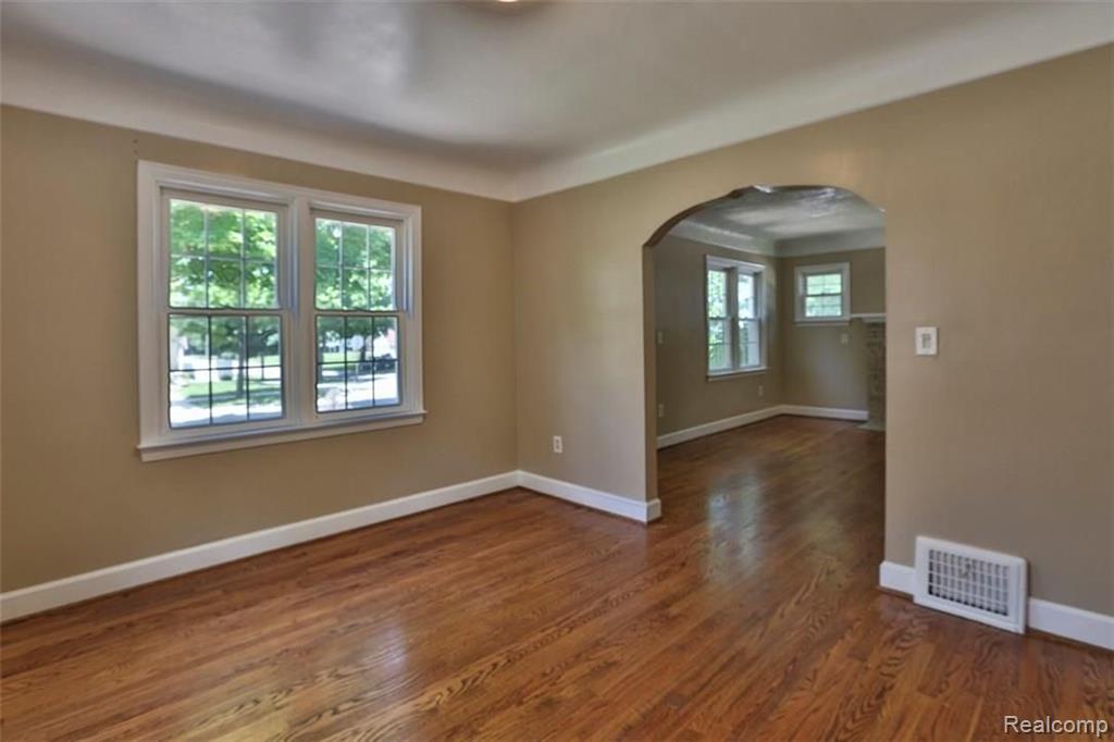 3205 John R Street Trenton, MI 48183 - Photo 7 of 24