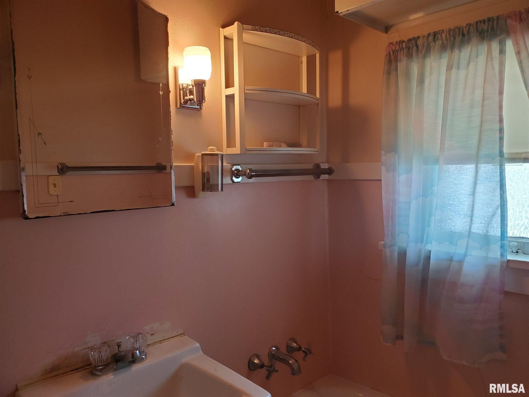 2269 South 11th Street Springfield, IL 62703 - Photo 8 of 20