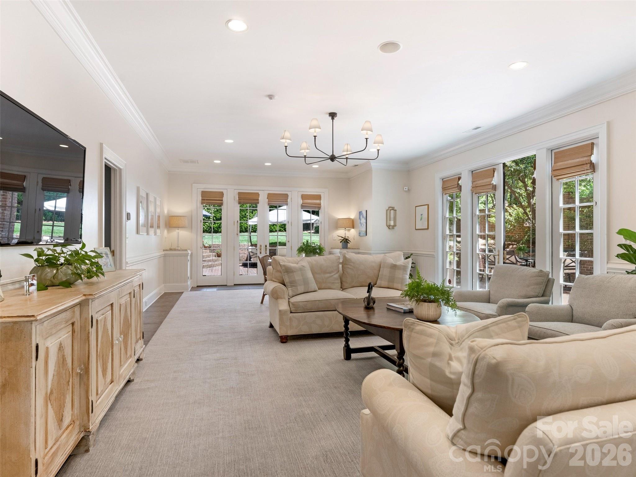 714 Edgehill Road North Charlotte, NC 28207 - Photo 15 of 48 Gallery Image 15