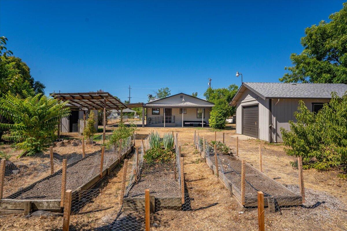2609 Albert Road Anderson, CA 96007 - Photo 31 of 32 82-2609 Albert Rd - E-61