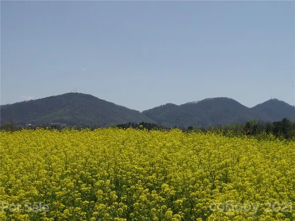 a view of an ocean in the middle of a house