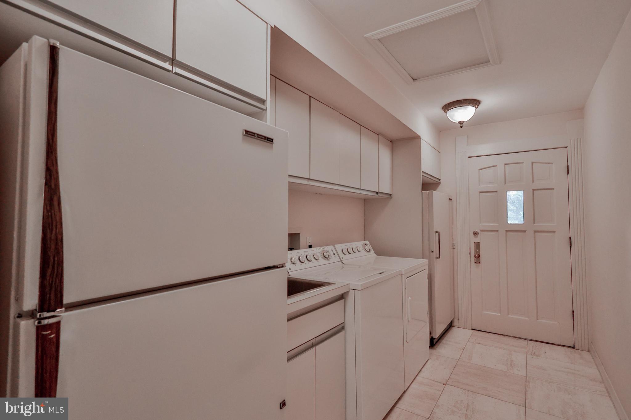 833 Yorkshire Road Allentown, PA 18103 - Photo 30 of 49 Gallery Image 30