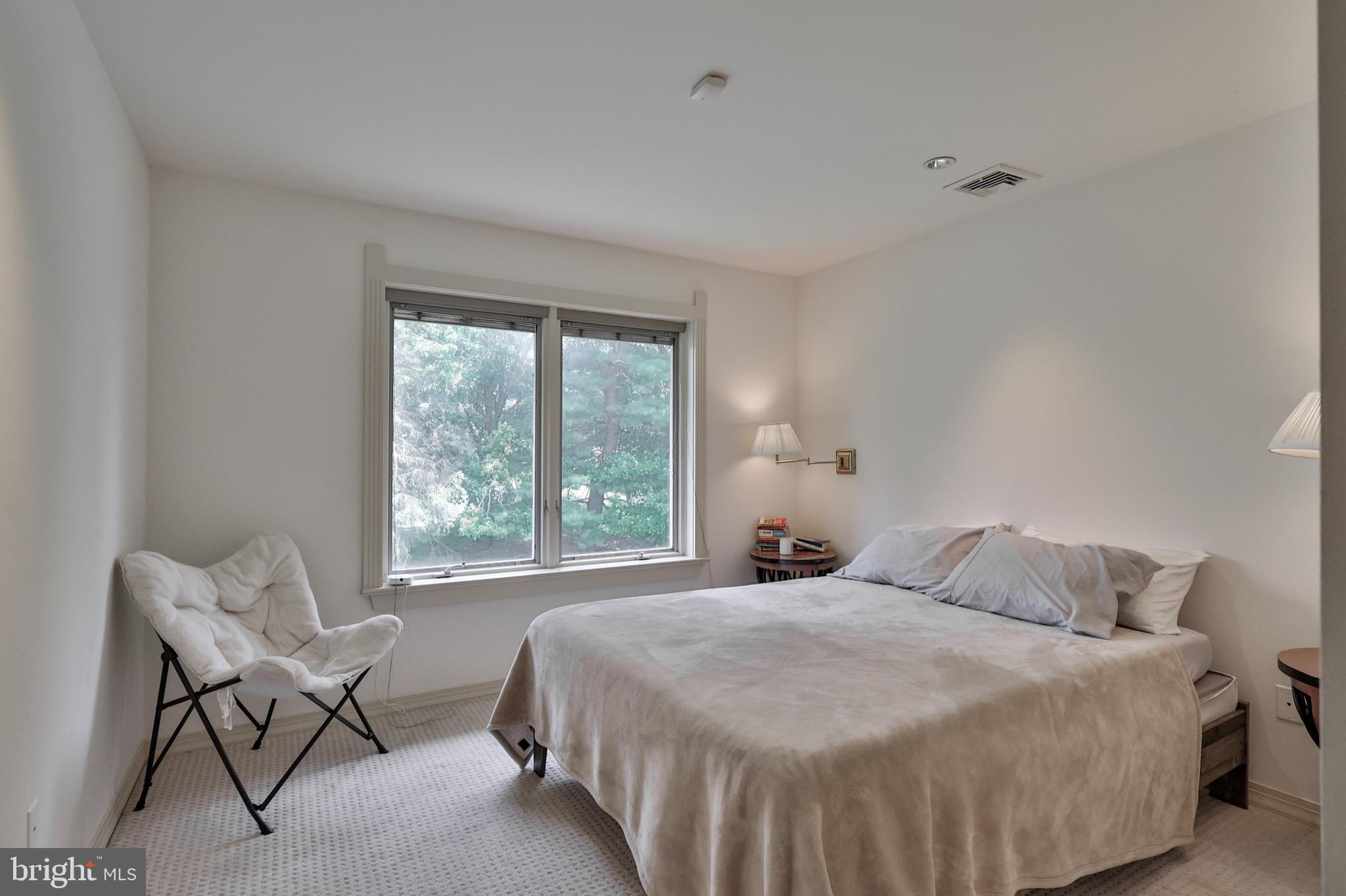833 Yorkshire Road Allentown, PA 18103 - Photo 32 of 49 Gallery Image 32