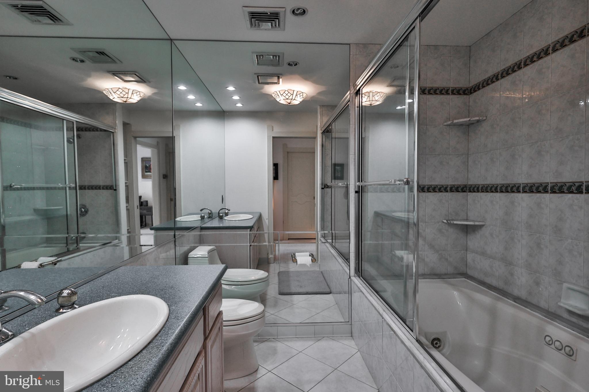 833 Yorkshire Road Allentown, PA 18103 - Photo 34 of 49 Gallery Image 34
