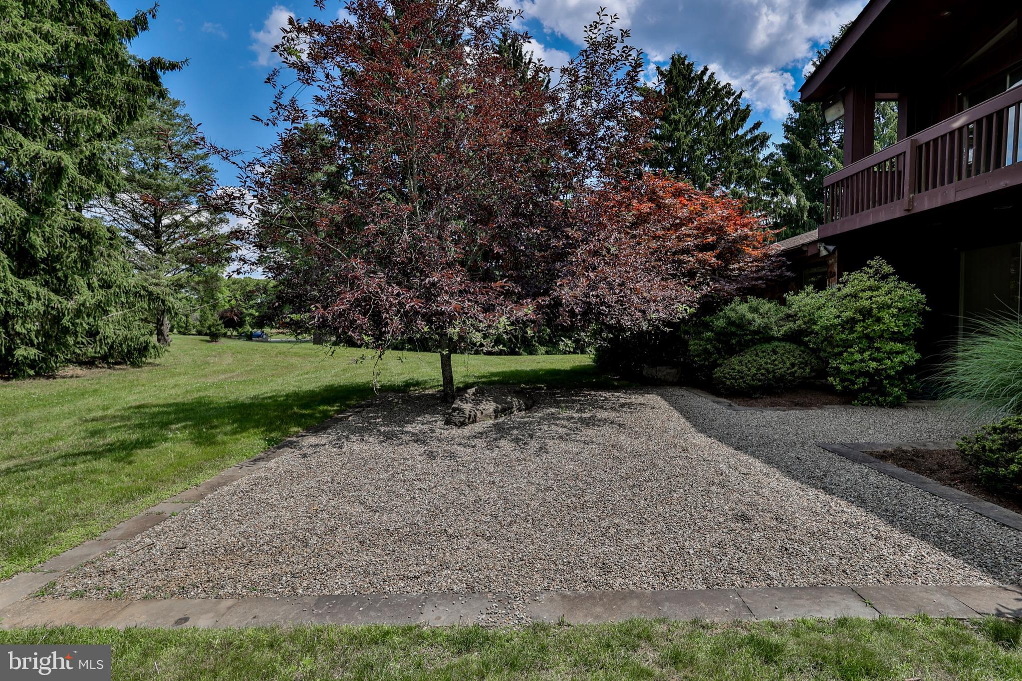 833 Yorkshire Road Allentown, PA 18103 - Photo 43 of 49 Gallery Image 43
