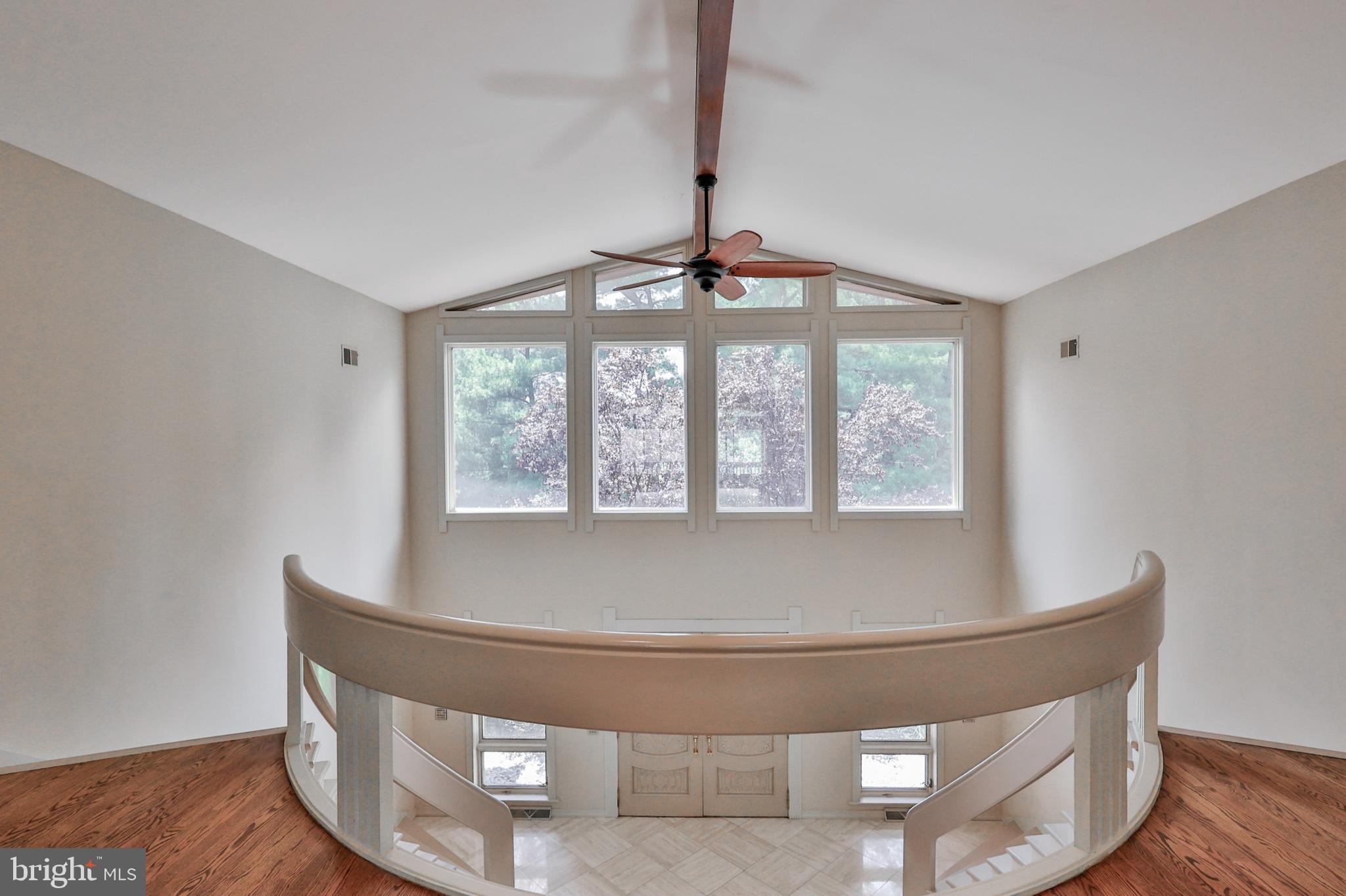 833 Yorkshire Road Allentown, PA 18103 - Photo 6 of 49 Gallery Image 6