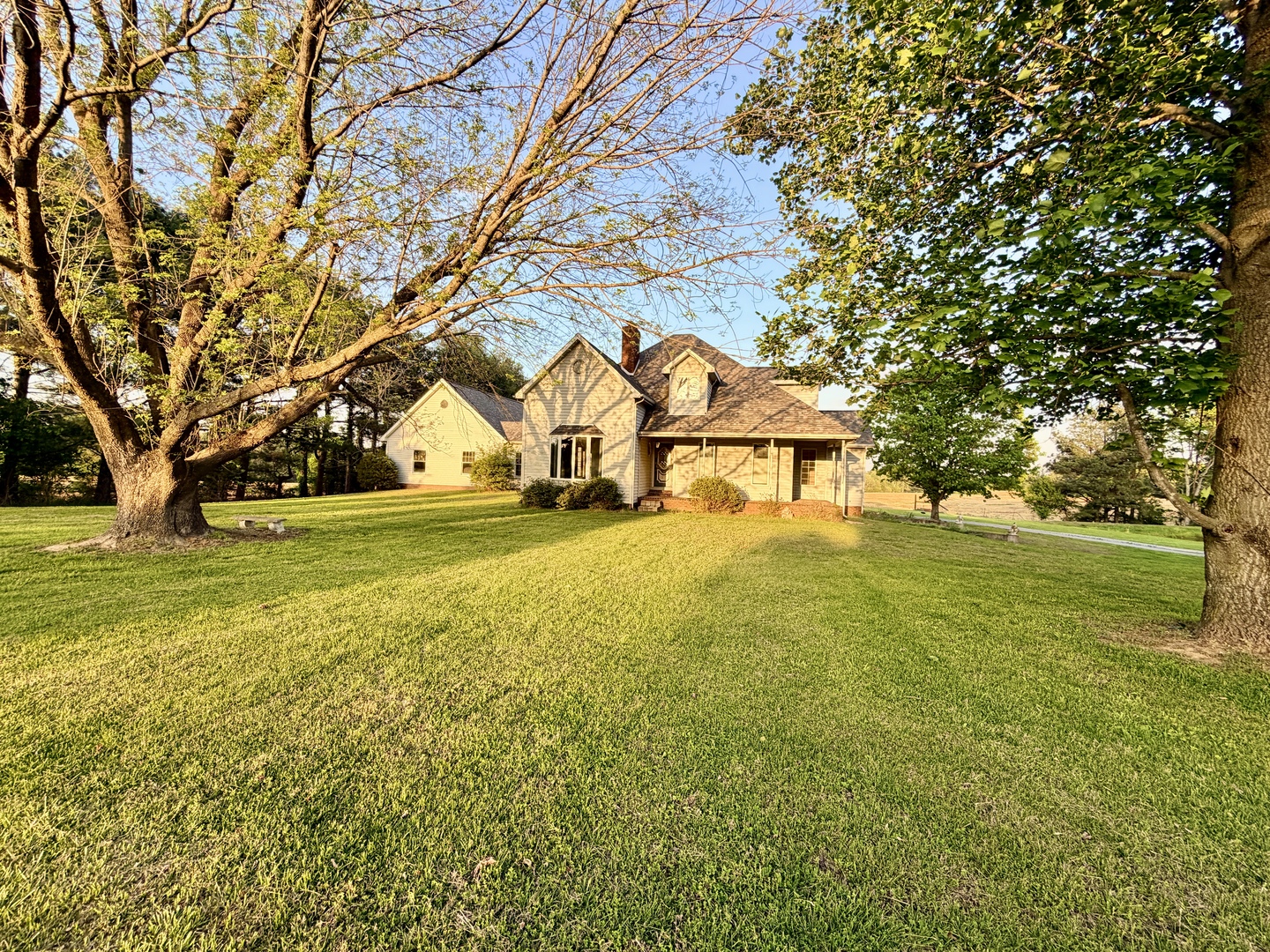 3622 Highway 145 Metropolis, IL 62960 - Photo 1 of 48