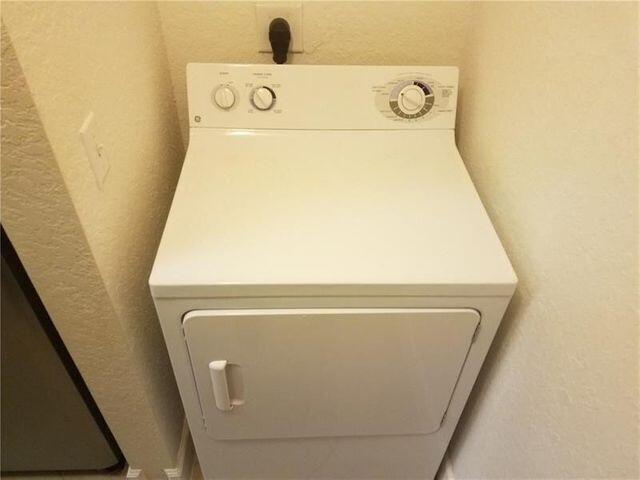1101 Renaissance Way, Unit 101 Boynton Beach, FL 33426 - Photo 5 of 10 washer