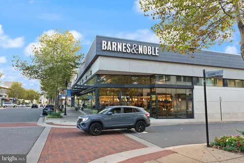 $1,725,000 | 20304 Northpark Drive, Ashburn, VA 20147