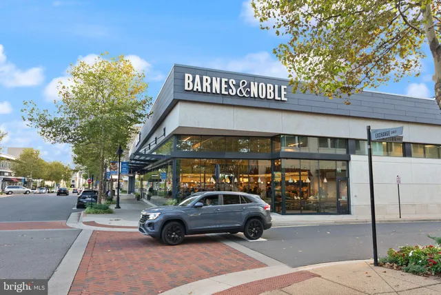 $1,725,000 | 20304 Northpark Drive, Ashburn, VA 20147