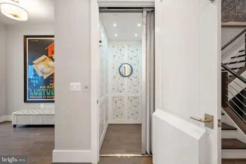 $1,725,000 | 20304 Northpark Drive, Ashburn, VA 20147