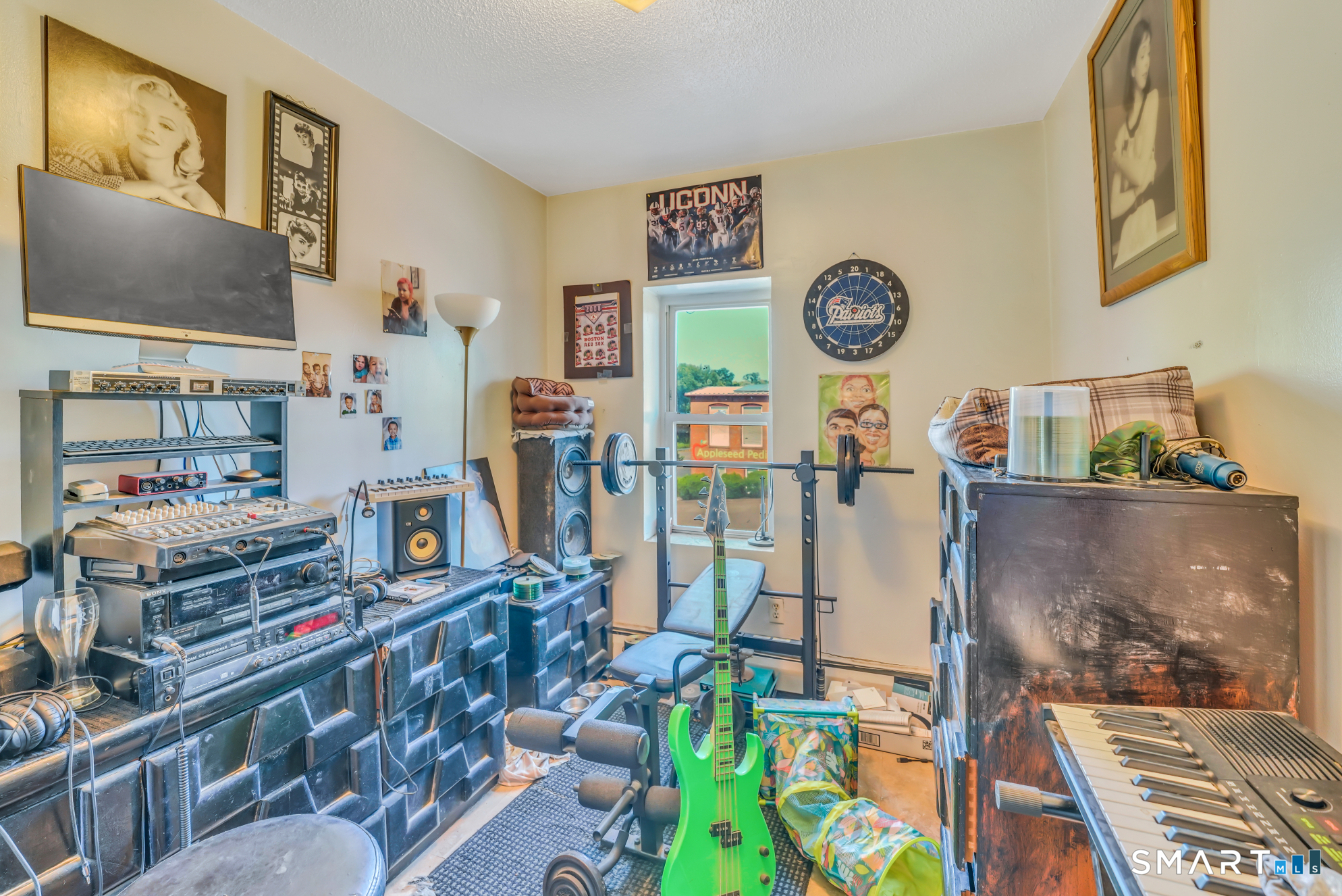 71 East Main Street Middletown, CT 06457 - Photo 6 of 12