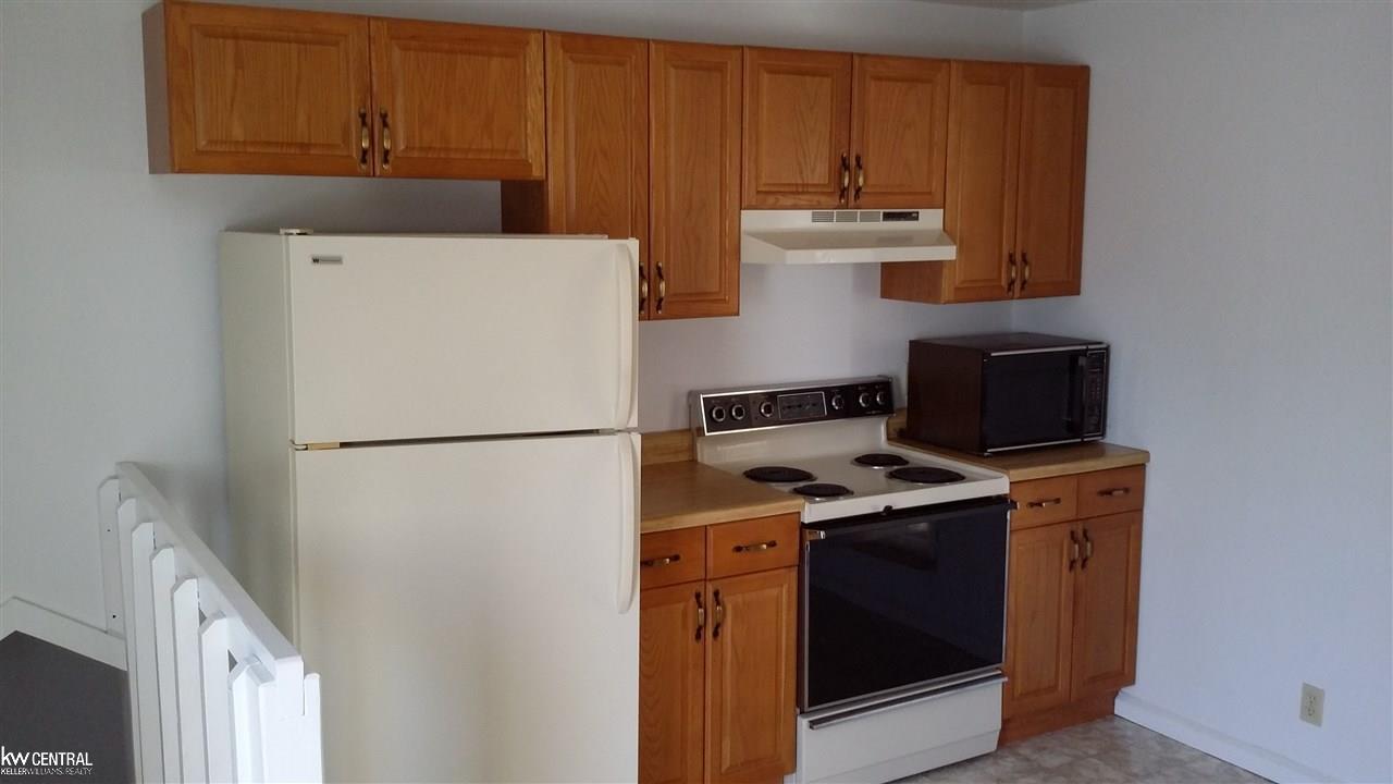 6048 Chicago Road Warren, MI 48092 - Photo 19 of 23 31287675-21.JPG