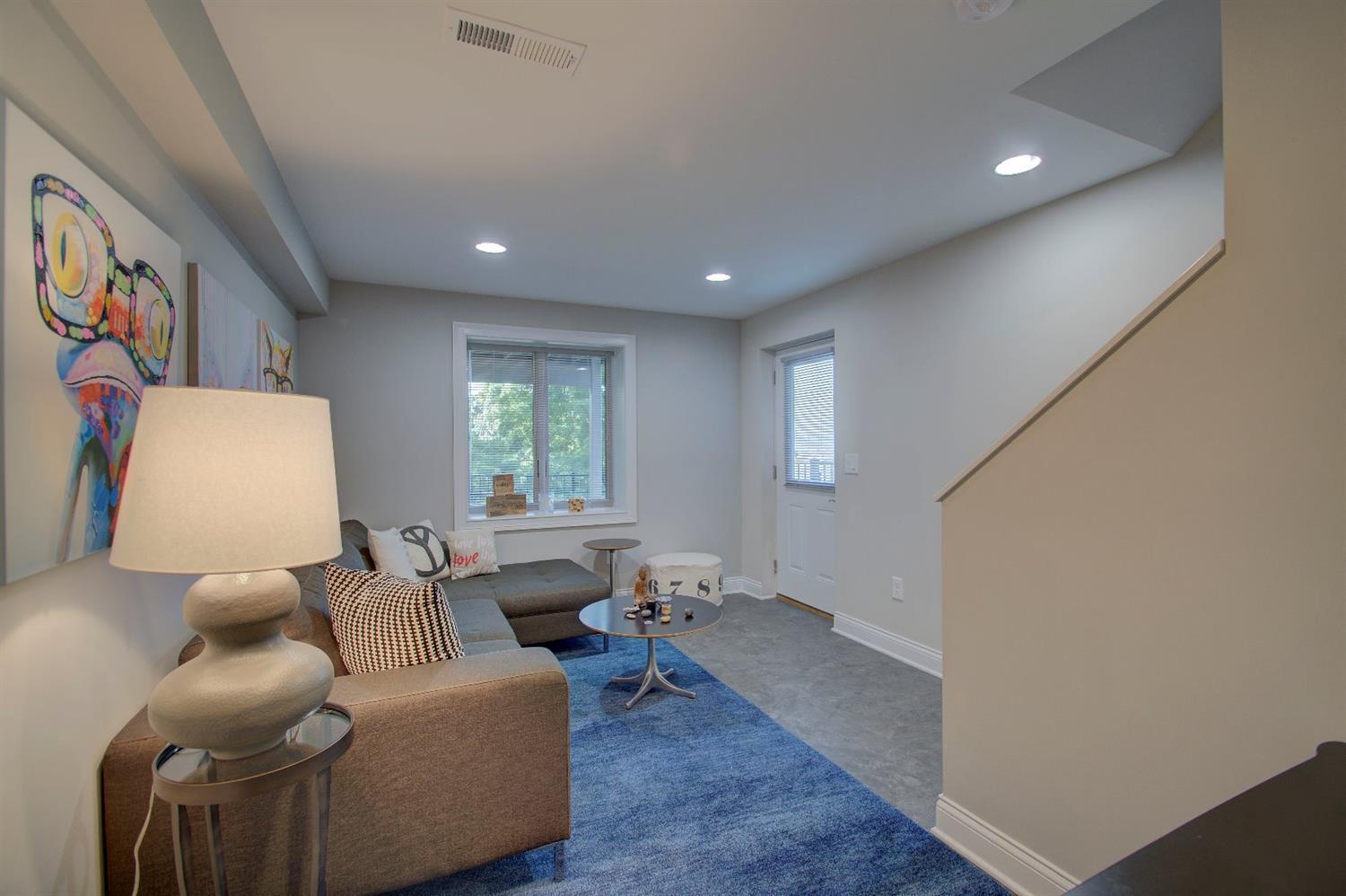 421 Boal Street Cincinnati, OH 45202 - Photo 34 of 44