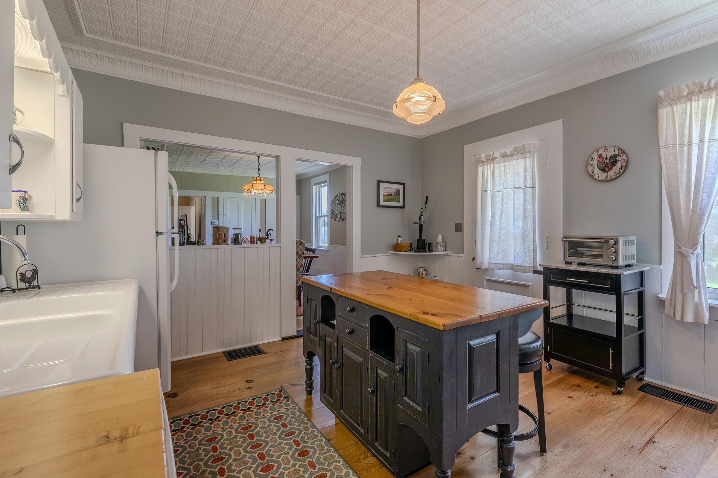 457 Brooklyn Road Mount Tabor, VT 05739 - Photo 17 of 43