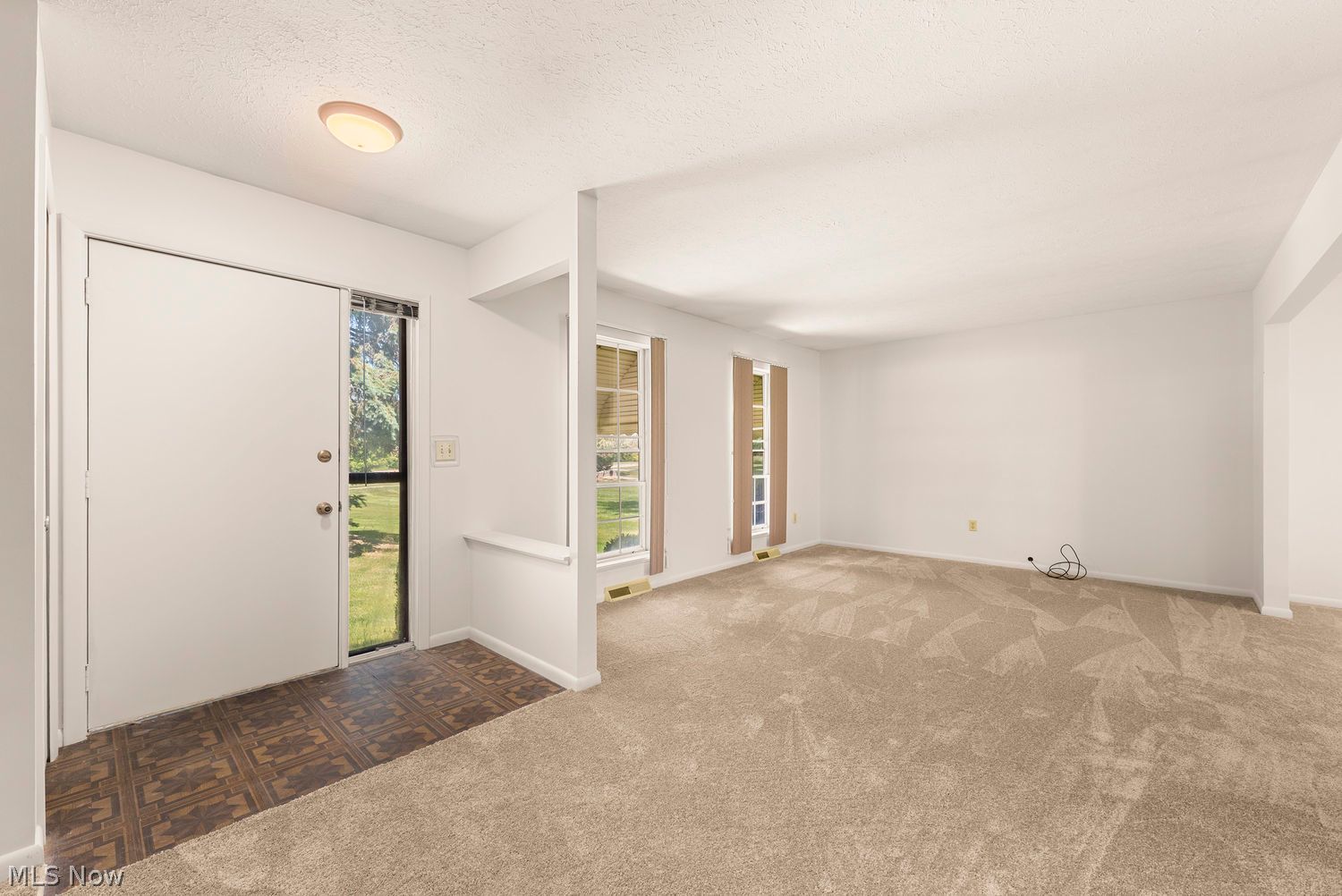 19622 Hunt Road Strongsville, OH 44136 - Photo 5 of 42