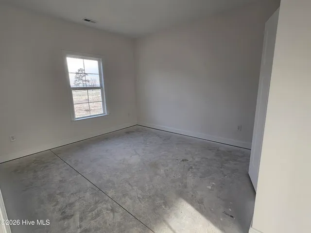 $324,500 | 176 Country Cv Lane, Clinton, NC 28328