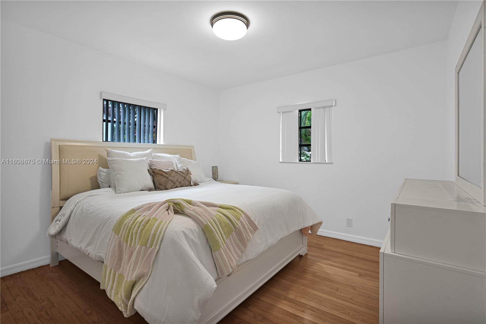 461 Southwest 25th Road Miami, FL 33129 - Photo 12 of 24