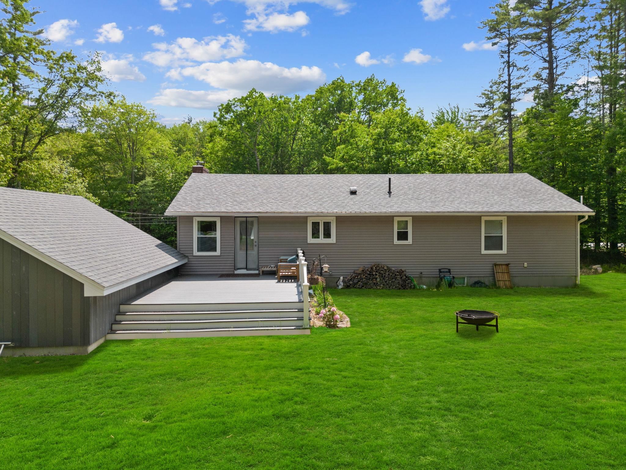 91 Bow Bog Road Bow, NH 03304 - Photo 3 of 34