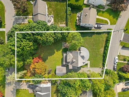 $1,500,000 | 33 Deerfield Avenue, Eastchester, NY 10709