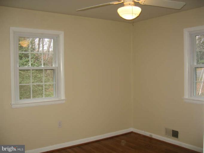 4025 Laurel Road Alexandria, VA 22309 - Photo 10 of 24 Bedroom