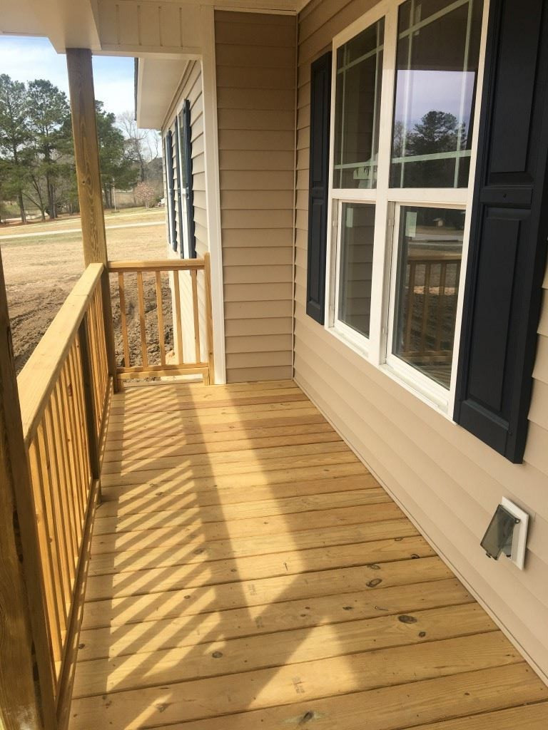 235 Railroad Road Benson, NC 27504 - Photo 2 of 17 Photo 2