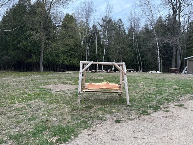 $264,900 | 264 South 30th Avenue, Sears, MI 49679