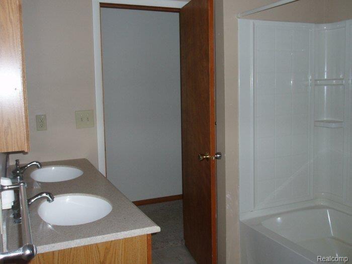2234 Rose Island Road Sebewaing, MI 48759 - Photo 8 of 12 2234 Rose Island refurbished bat