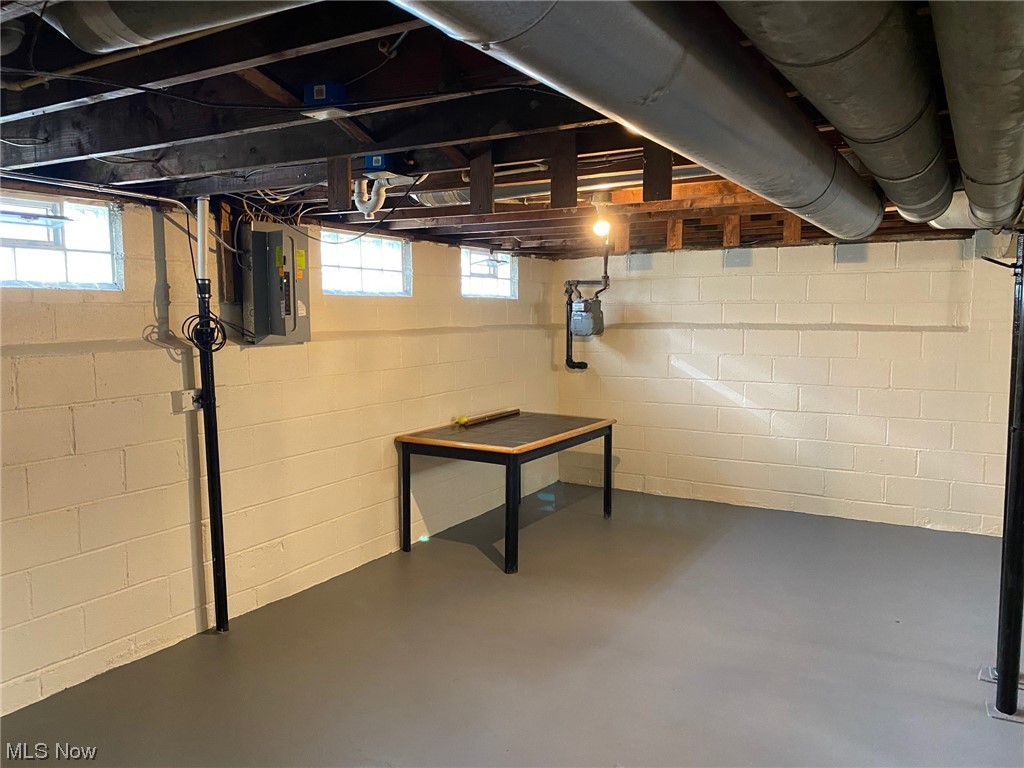 3352 Berea Road Cleveland, OH 44111 - Photo 27 of 35 Gallery Image 27