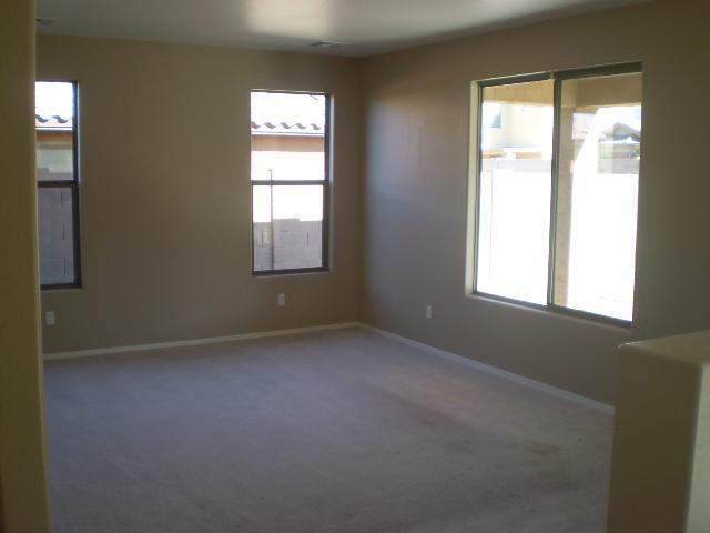 17813 North Madison Road Maricopa, AZ 85139 - Photo 6 of 7 Family Room