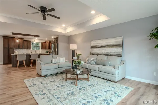 $389,900 | 12301 County Road 4037, Holts Summit, MO 65043