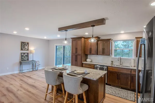 $389,900 | 12301 County Road 4037, Holts Summit, MO 65043