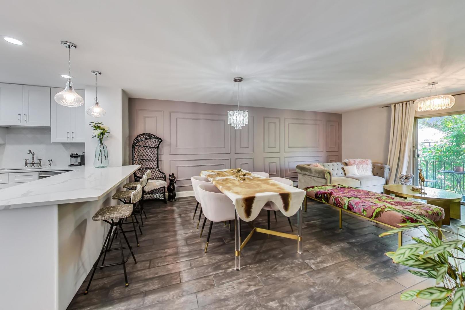 250 Ridge Avenue, Unit 3K Evanston, IL 60202 - Photo 9 of 24 a very nice looking dining room with a table and chairs