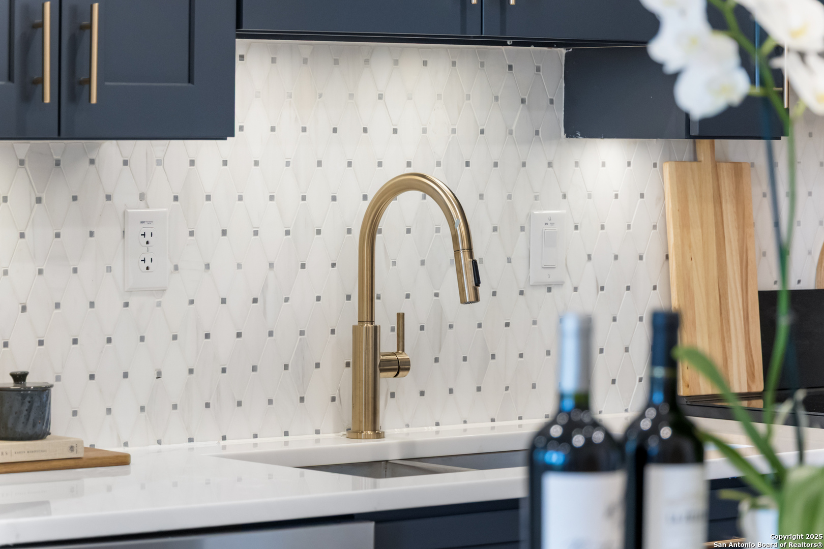 10899 South Hausman Road, Unit 311 San Antonio, TX 78249 - Photo 12 of 29