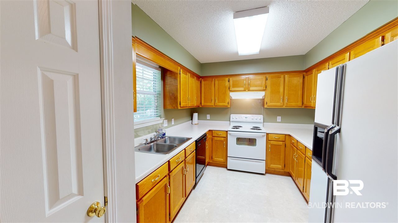 1105 Linlen Avenue Mobile, AL 36609 - Photo 7 of 23