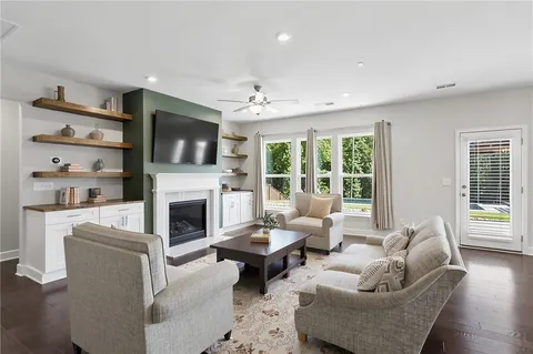 $749,999 | 6168 Collins Road, Acworth, GA 30101