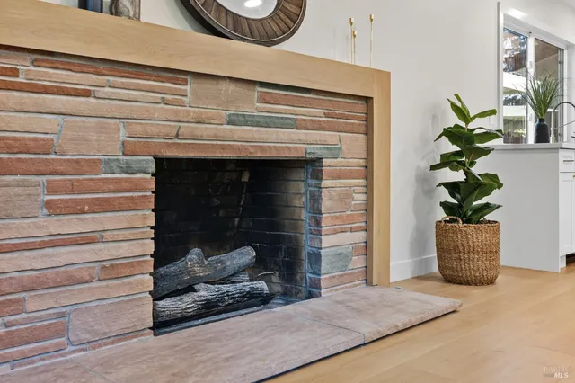 a view of a entryway of the house