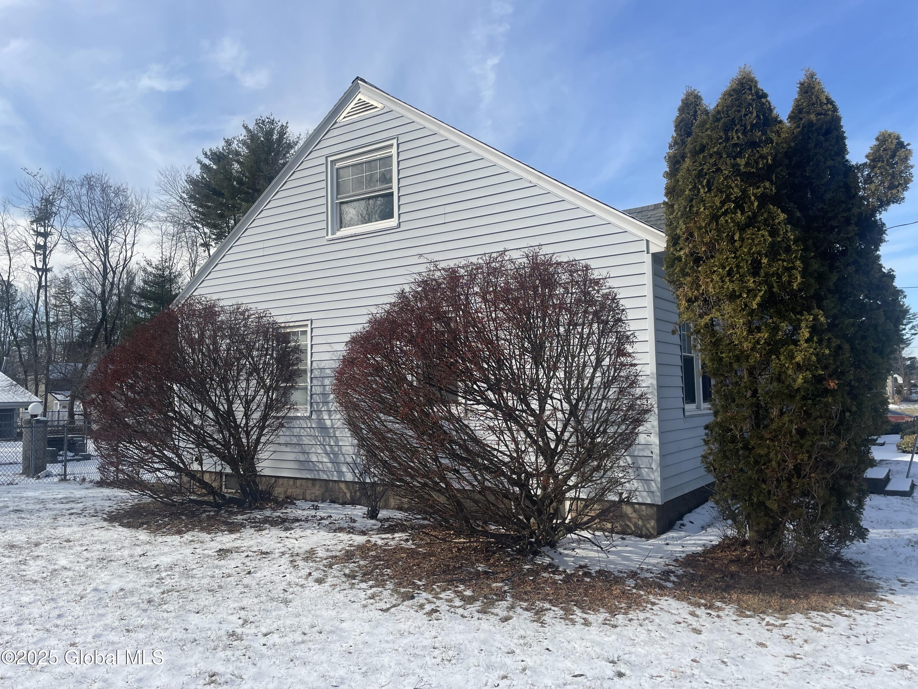 2394 Curry Road Schenectady, NY 12303 - Photo 13 of 36 IMG_0912