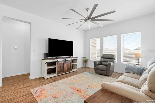 $2,500 | 8950 Rancher Place, Seguin, TX 78155