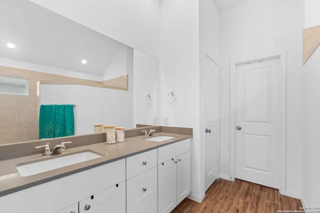 $2,500 | 8950 Rancher Place, Seguin, TX 78155