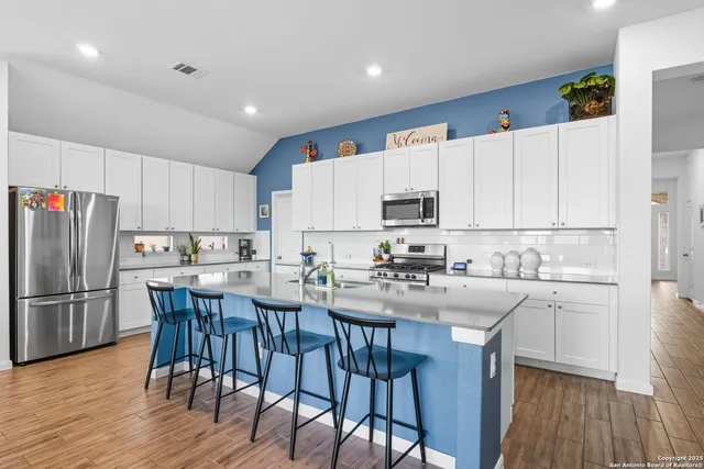 $2,500 | 8950 Rancher Place, Seguin, TX 78155